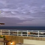 Apto no Mirante Condomínio Clube Praia do Futuro Fortaleza Ceará